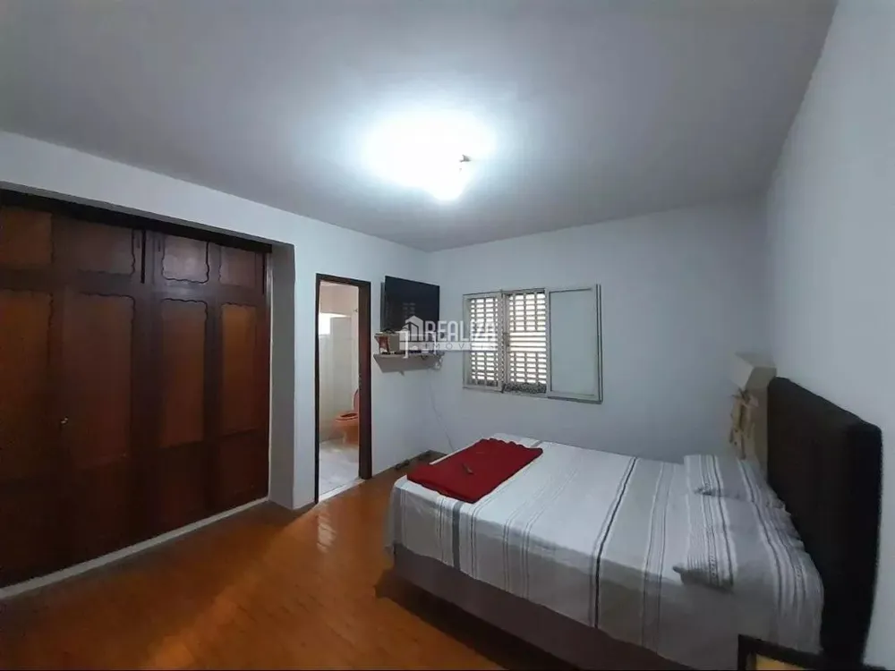 Apartamento, 3 quartos, 160 m² - Foto 1