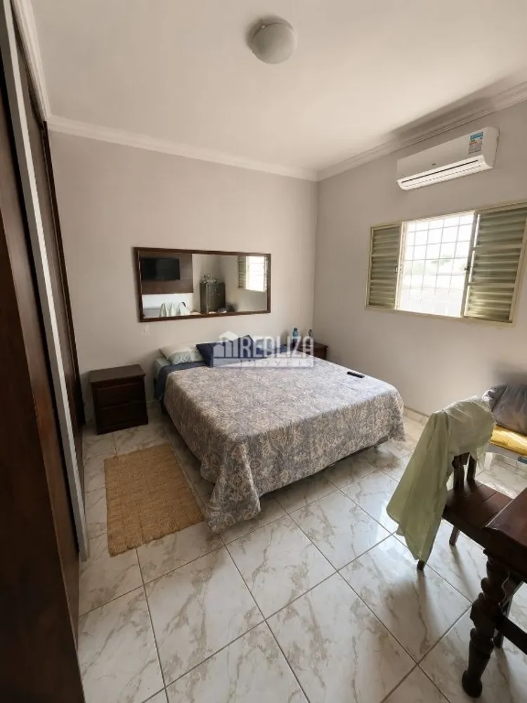 Casa, 3 quartos, 188 m² - Foto 3