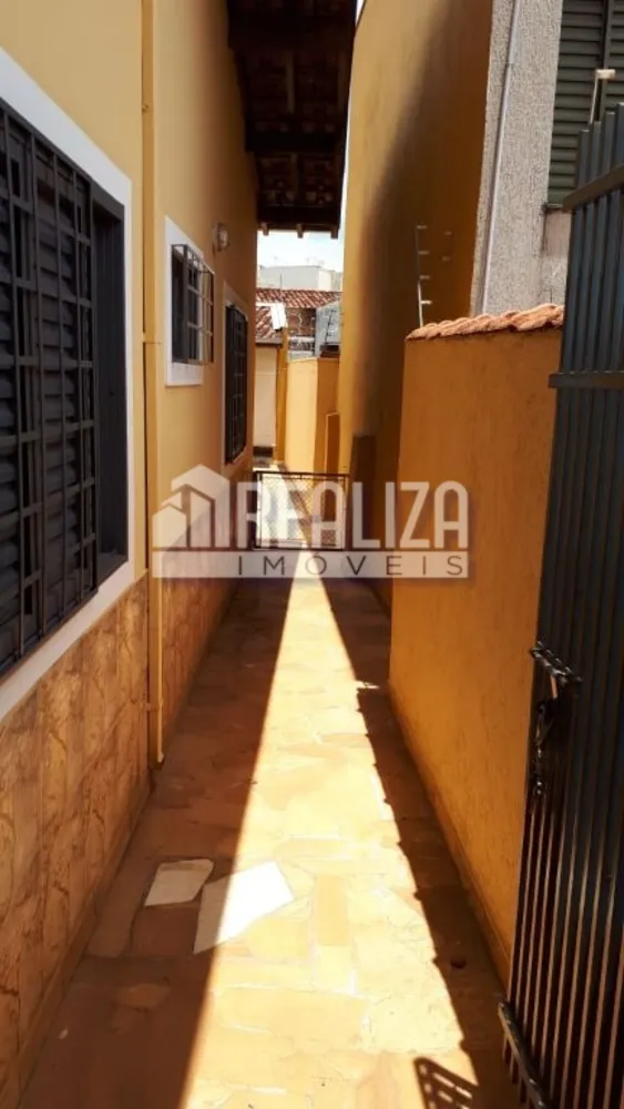 Casa, 3 quartos, 249 m² - Foto 12