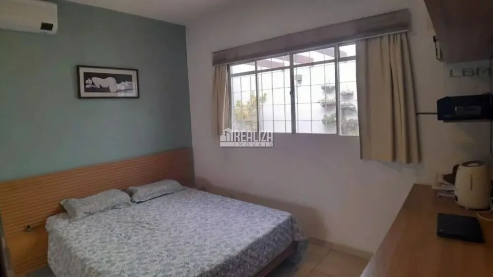 Casa, 3 quartos, 176 m² - Foto 1