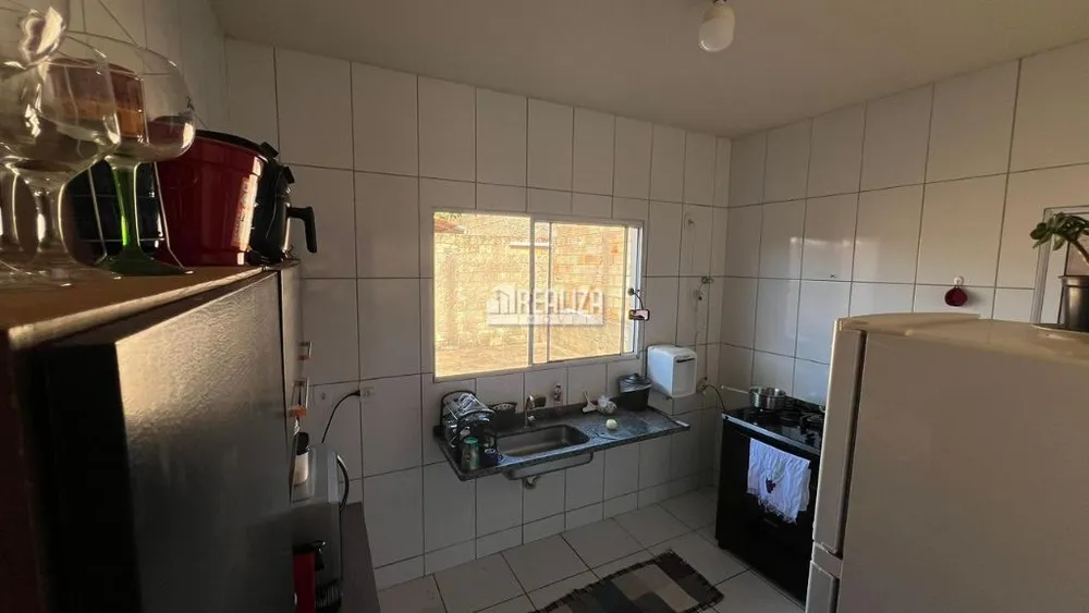 Casa, 2 quartos, 70 m² - Foto 2