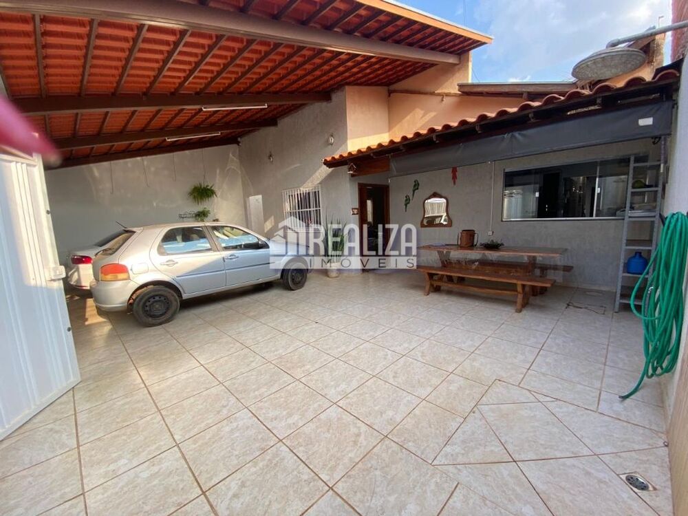 Casa, 3 quartos, 128 m² - Foto 1