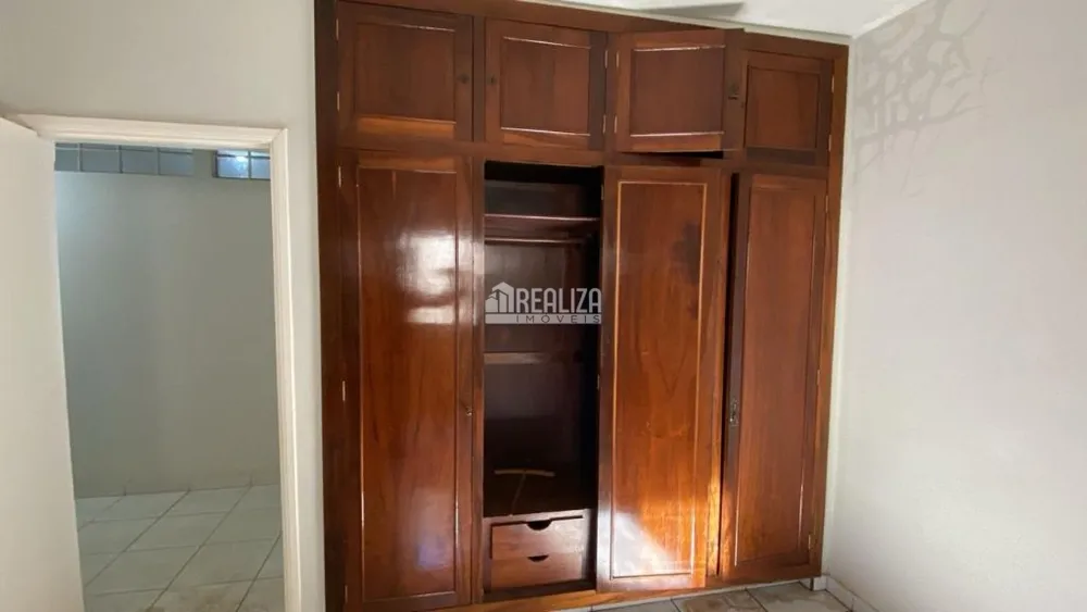 Casa, 4 quartos, 281 m² - Foto 3