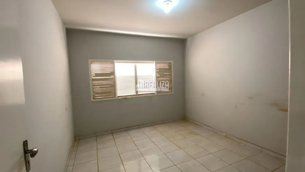Casa, 4 quartos, 281 m² - Foto 11