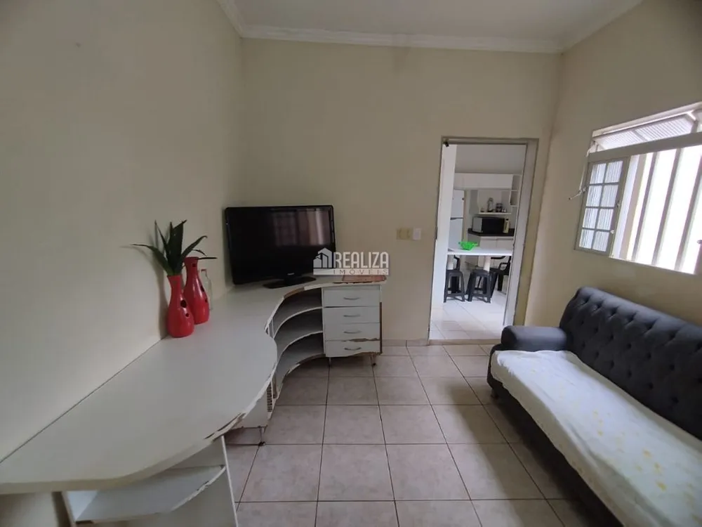 Casa, 3 quartos, 200 m² - Foto 9