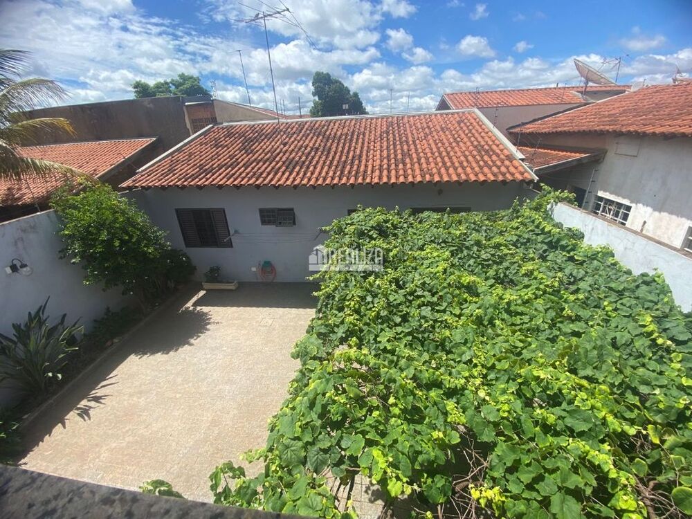 Sobrado, 3 quartos, 271 m² - Foto 4