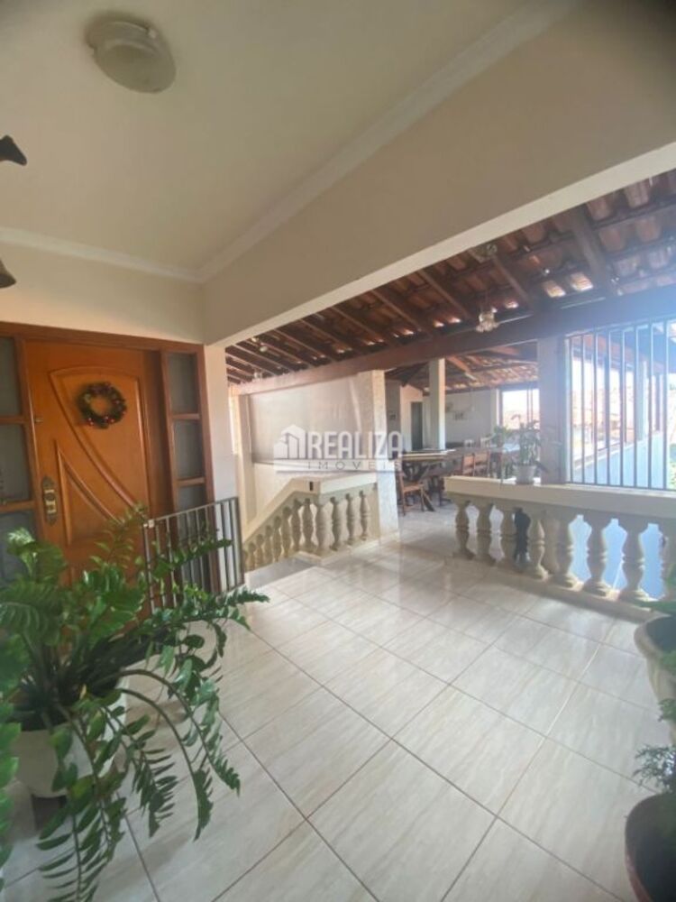 Sobrado, 3 quartos, 271 m² - Foto 3