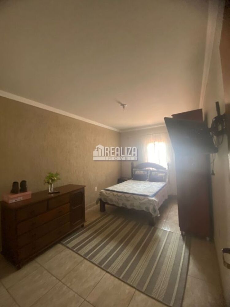 Sobrado, 3 quartos, 271 m² - Foto 6