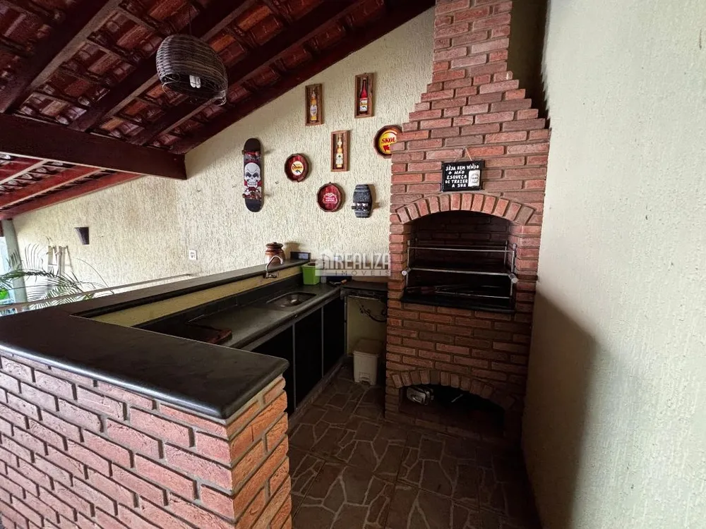 Sobrado, 3 quartos, 295 m² - Foto 2