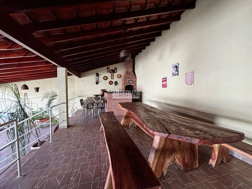 Sobrado, 3 quartos, 295 m² - Foto 3