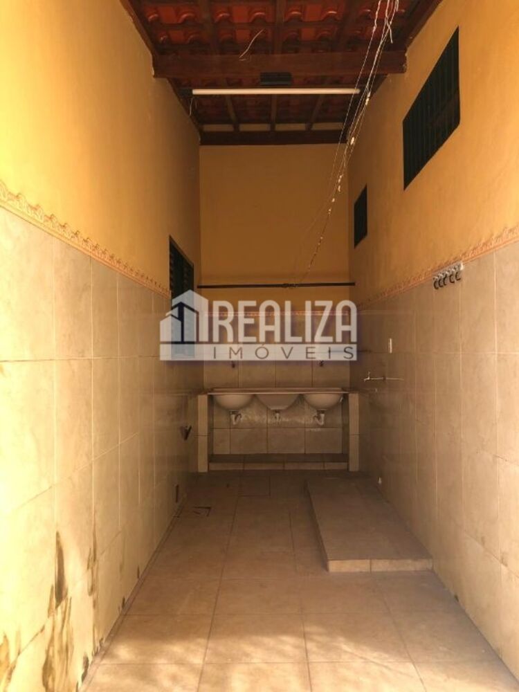 Casa à venda com 3 quartos, 200m² - Foto 10