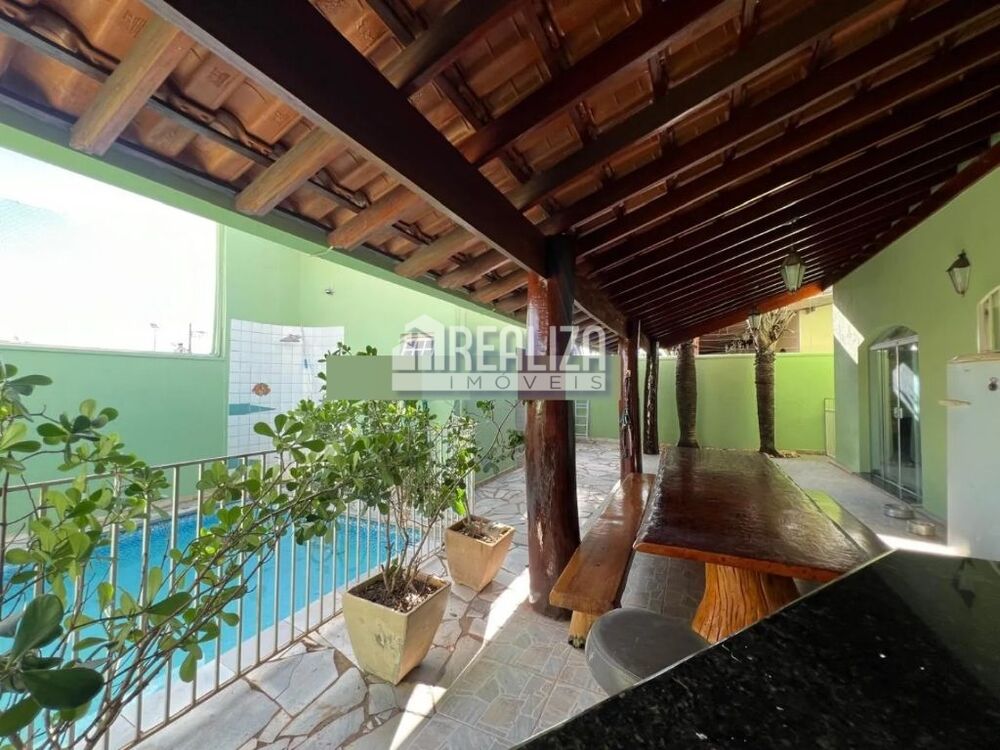 Sobrado, 4 quartos, 290 m² - Foto 1