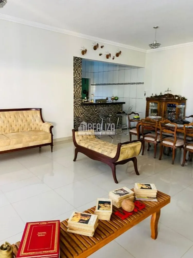 Casa, 3 quartos, 253 m² - Foto 8