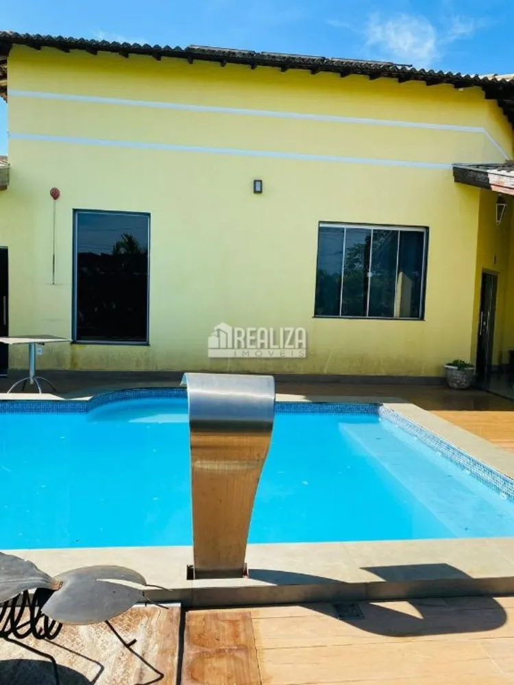 Casa, 3 quartos, 253 m² - Foto 3