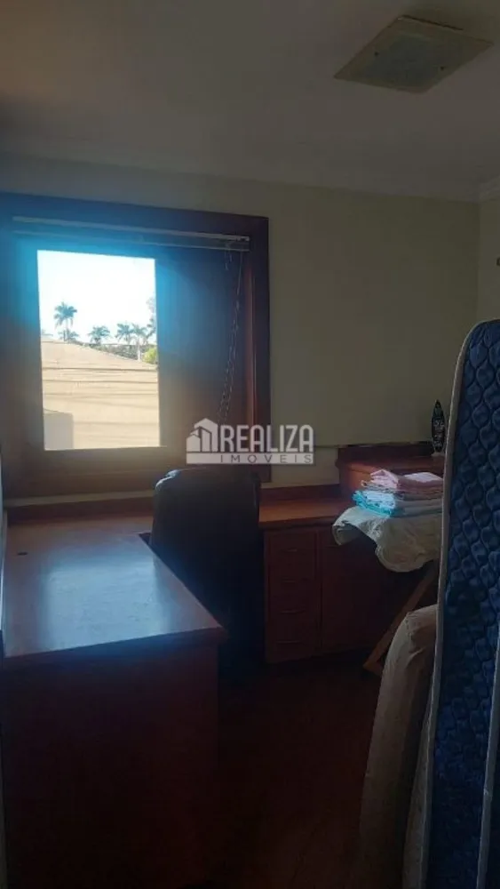 Casa, 5 quartos, 315 m² - Foto 11