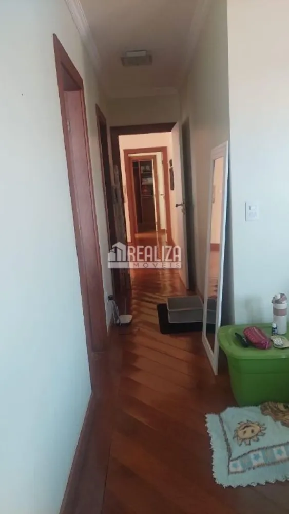 Casa, 5 quartos, 315 m² - Foto 9