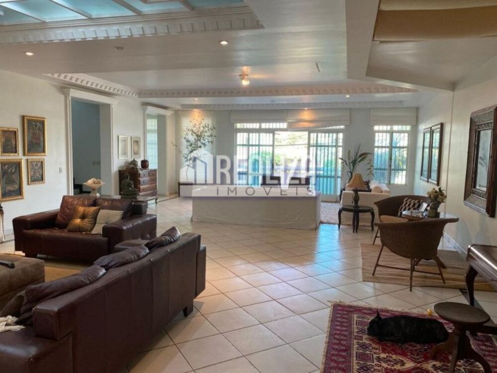 Apartamento à venda com 3 quartos, 300m² - Foto 3