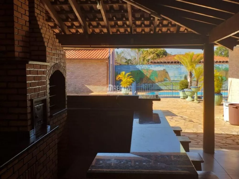 Chácara, 5 quartos, 2500 m² - Foto 2