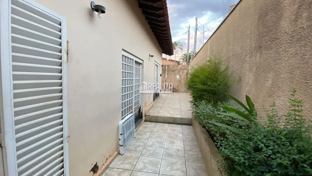 Casa, 4 quartos, 232 m² - Foto 8