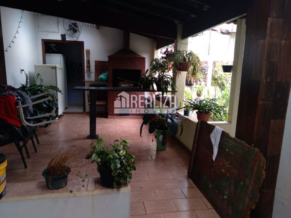 Casa, 3 quartos, 172 m² - Foto 1