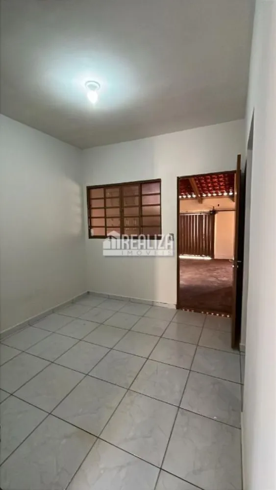 Casa, 2 quartos, 148 m² - Foto 2