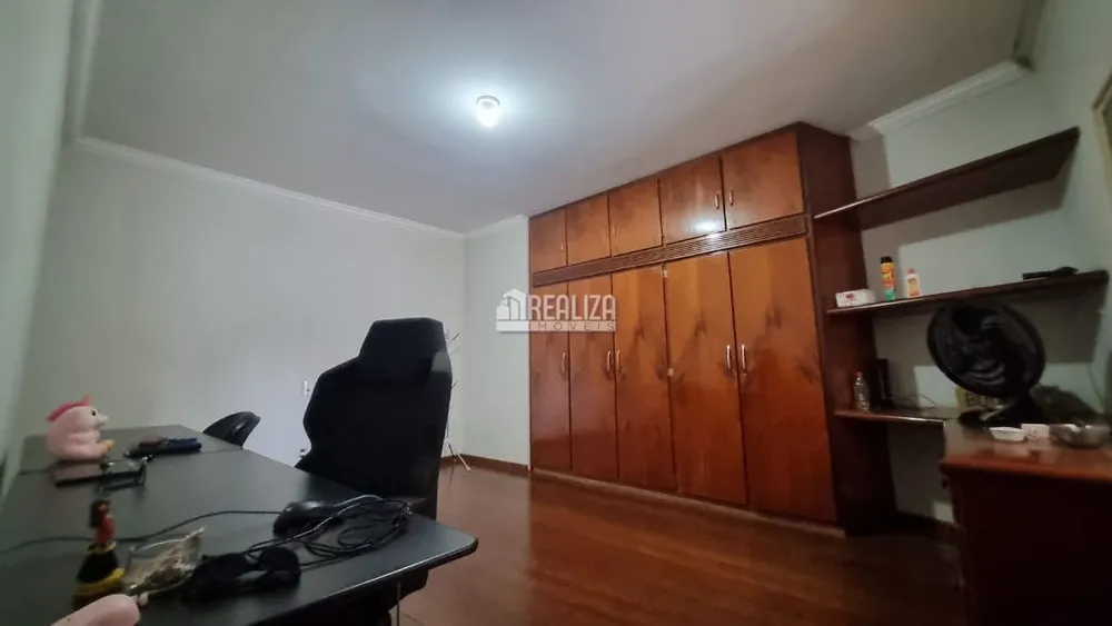 Casa, 6 quartos, 380 m² - Foto 7