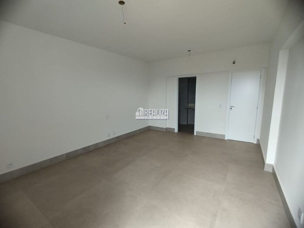 Apartamento à venda com 3 quartos, 116m² - Foto 9