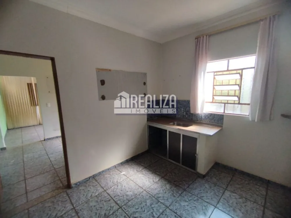 Casa, 2 quartos, 180 m² - Foto 10