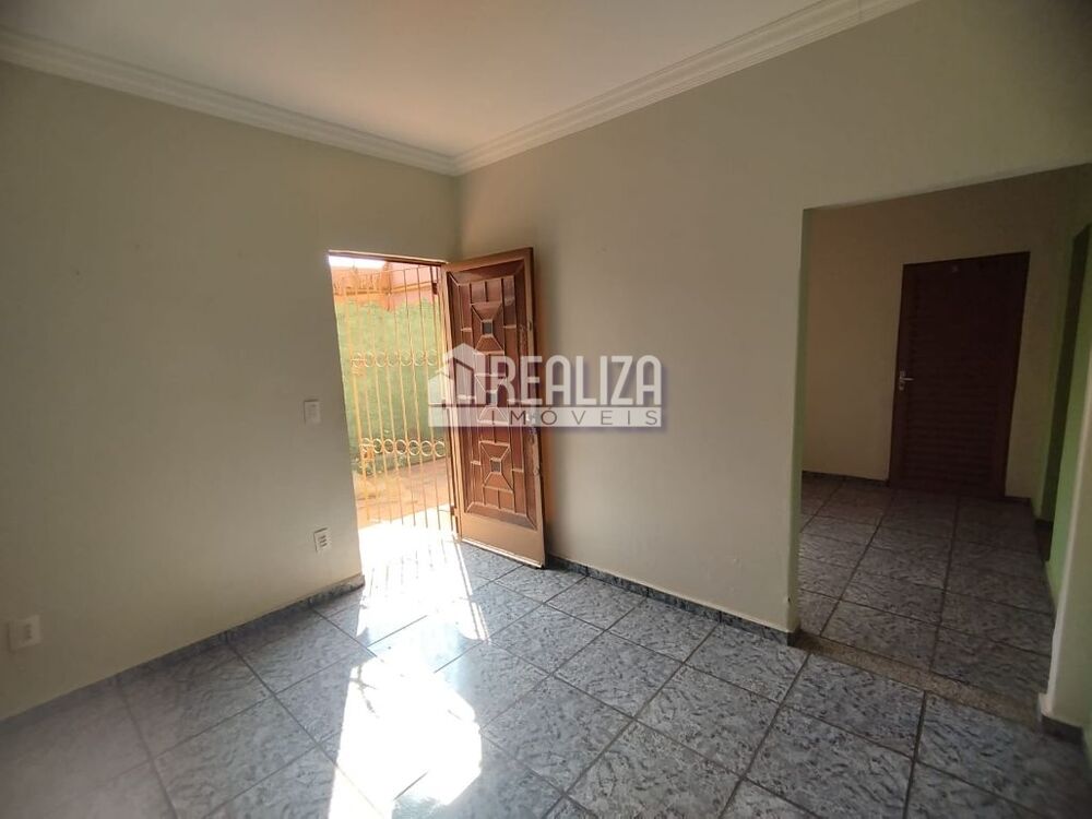 Casa, 2 quartos, 180 m² - Foto 3