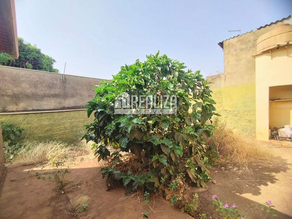 Casa, 2 quartos, 180 m² - Foto 4