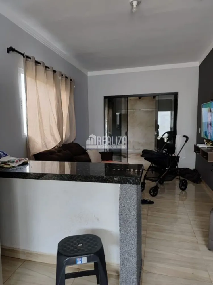 Casa, 2 quartos, 80 m² - Foto 1