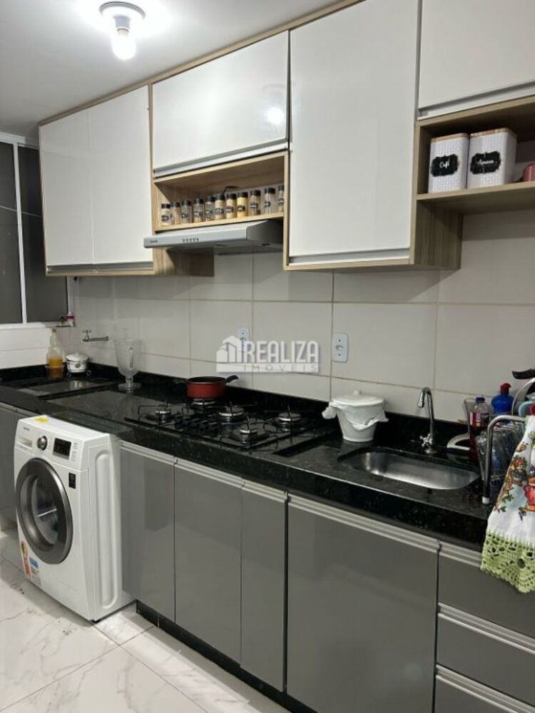 Apartamento à venda com 2 quartos, 50m² - Foto 3