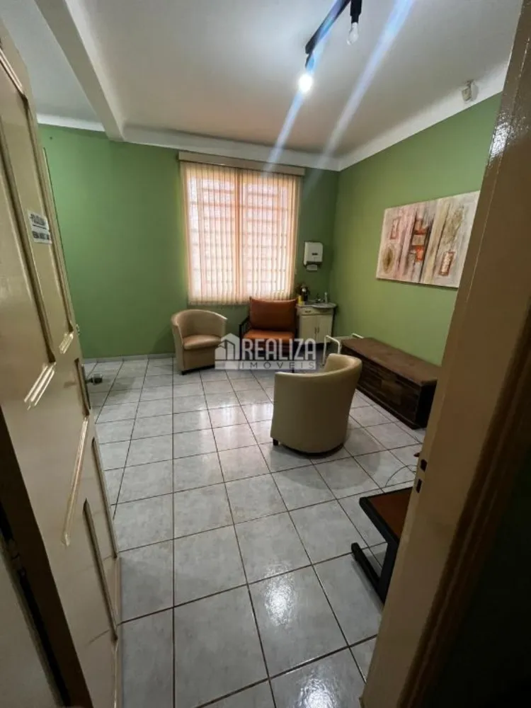 Casa, 4 quartos, 226 m² - Foto 7