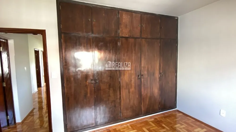 Casa, 6 quartos, 220 m² - Foto 7