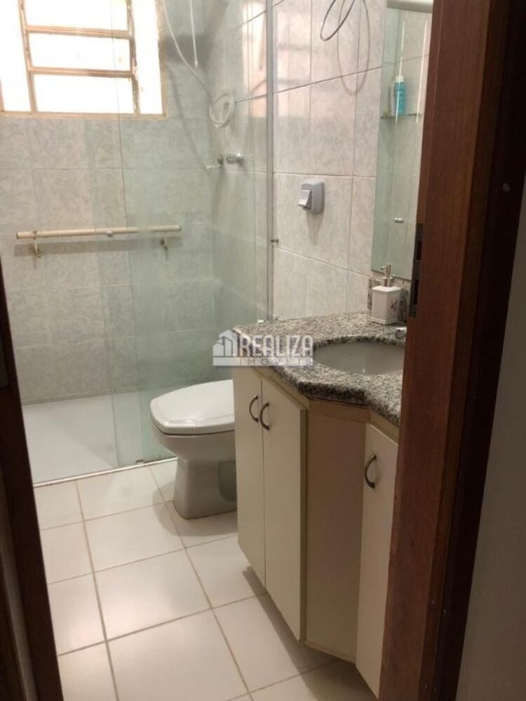 Casa à venda com 4 quartos, 137m² - Foto 9