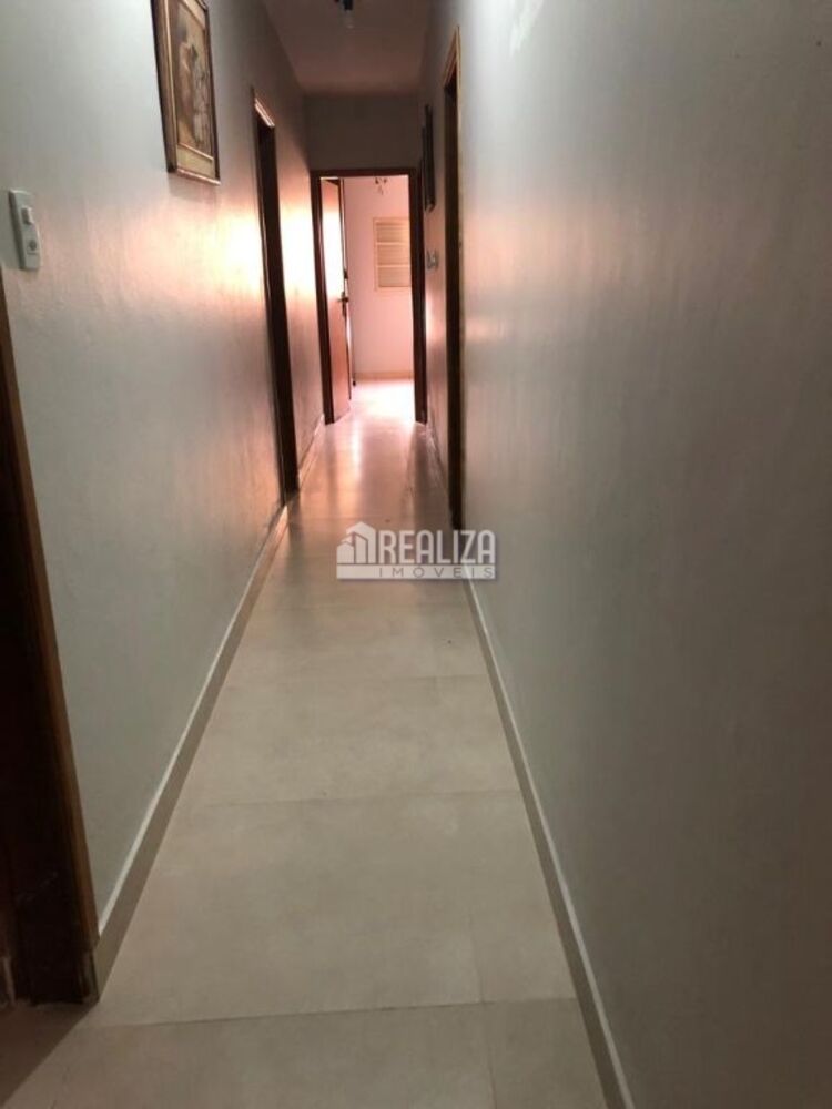 Casa à venda com 4 quartos, 137m² - Foto 10
