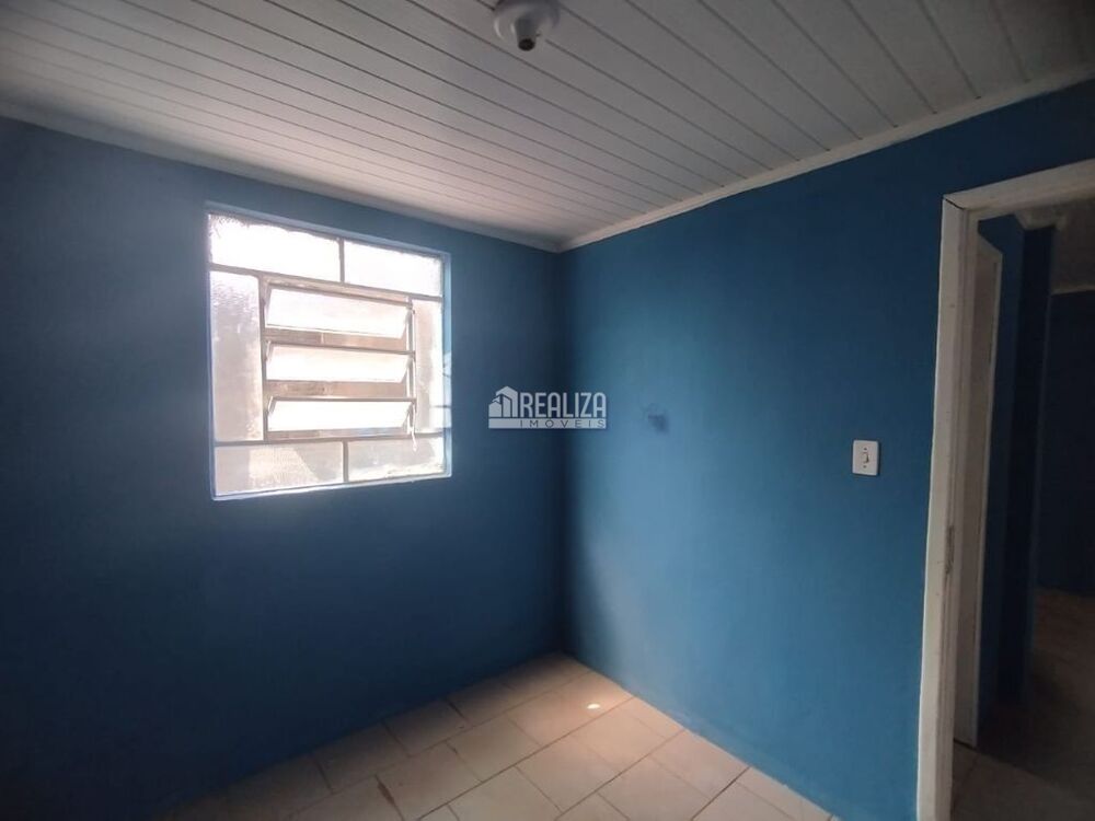 Casa à venda com 2 quartos, 70m² - Foto 7