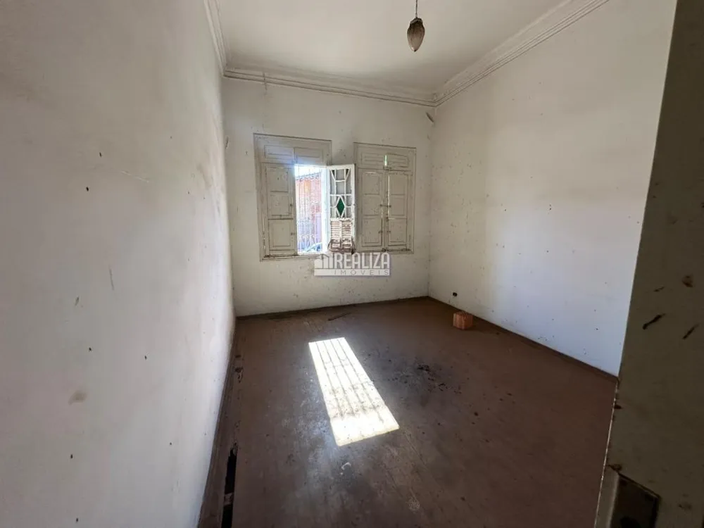 Casa, 7 quartos, 324 m² - Foto 4