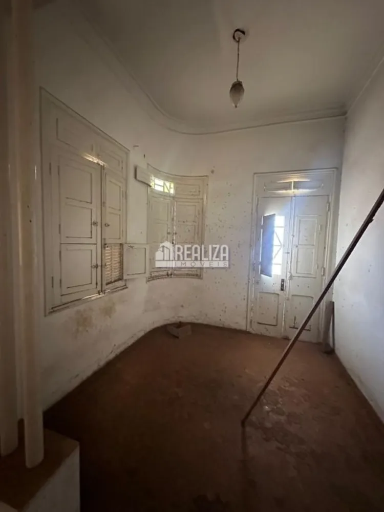 Casa, 7 quartos, 324 m² - Foto 9
