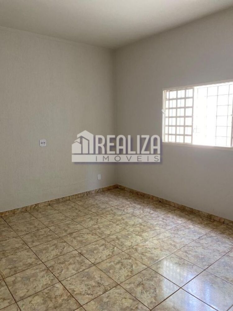 Casa à venda com 3 quartos, 116m² - Foto 9