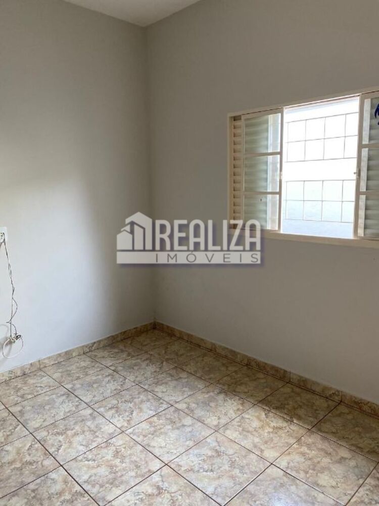 Casa à venda com 3 quartos, 116m² - Foto 3