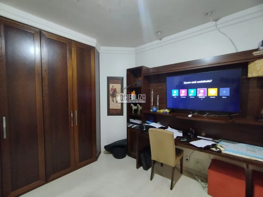 Casa, 4 quartos, 338 m² - Foto 15