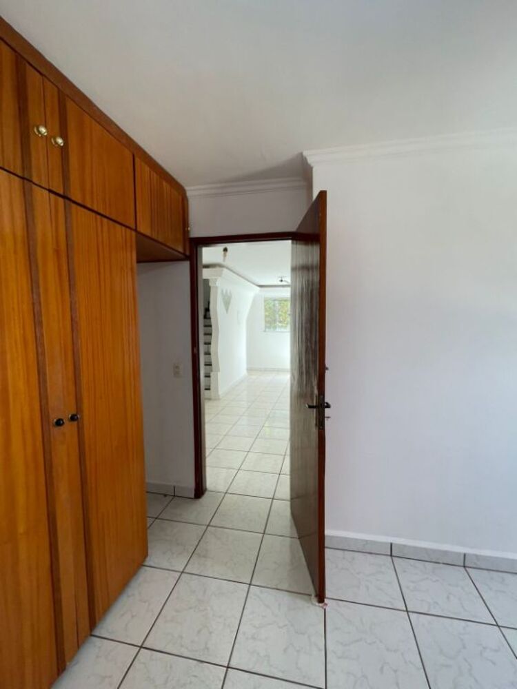 Apartamento à venda com 3 quartos, 113m² - Foto 9