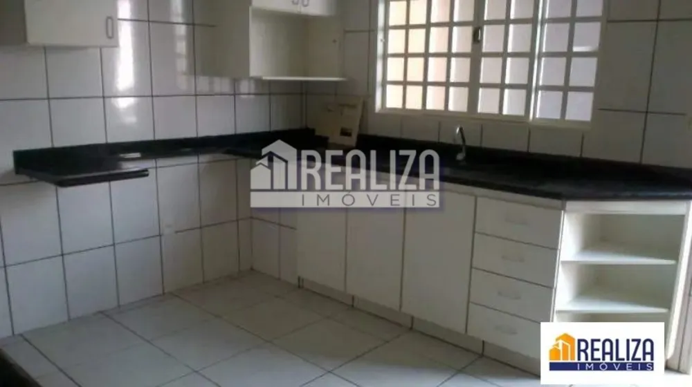 Casa, 3 quartos, 200 m² - Foto 7