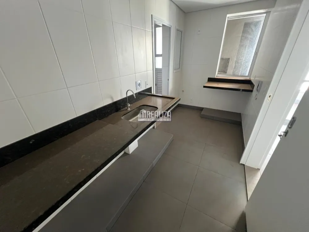 Cobertura, 2 quartos, 213 m² - Foto 1