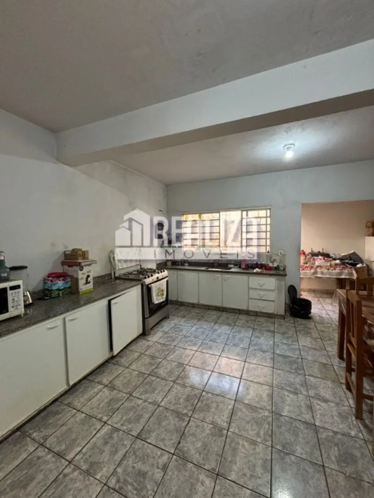 Casa, 4 quartos, 200 m² - Foto 15