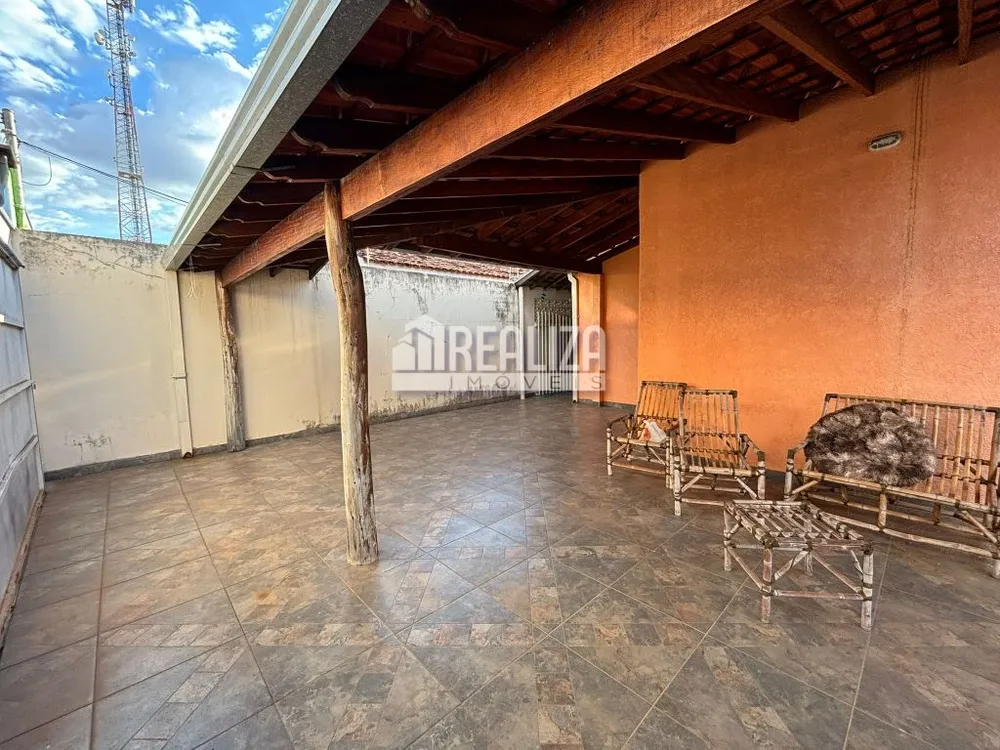 Casa, 4 quartos, 200 m² - Foto 12
