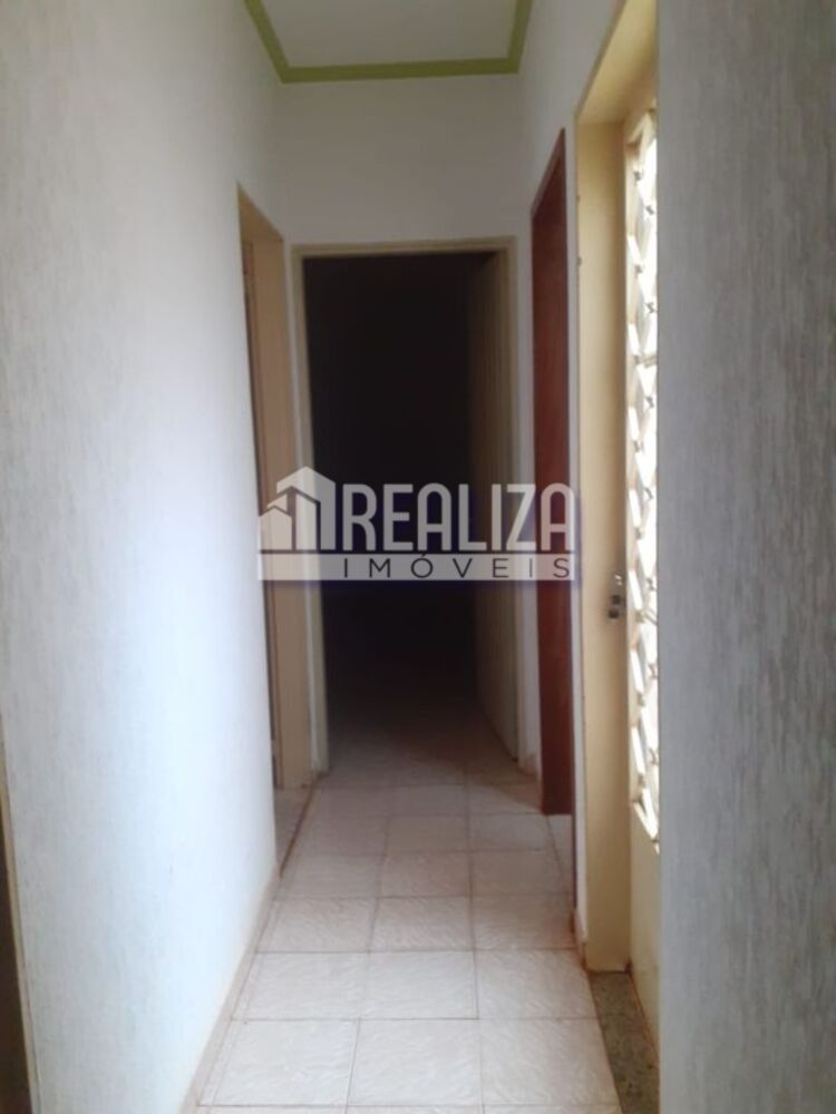 Casa à venda com 3 quartos, 60m² - Foto 5