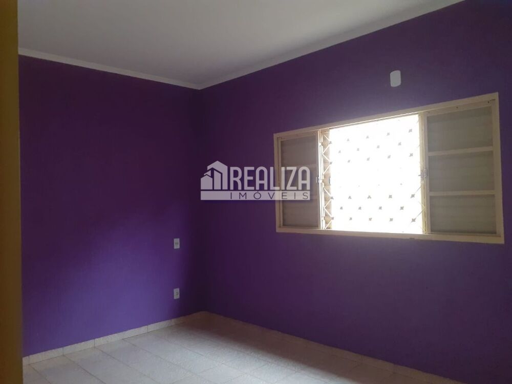 Casa à venda com 3 quartos, 60m² - Foto 9