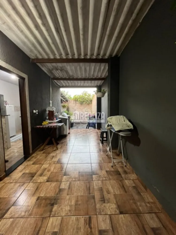 Casa, 3 quartos, 131 m² - Foto 2